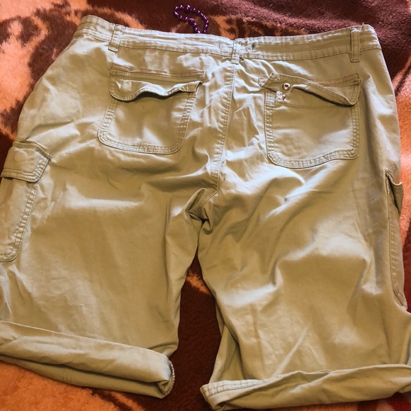 Lightweight shorts - Picture 8 of 8